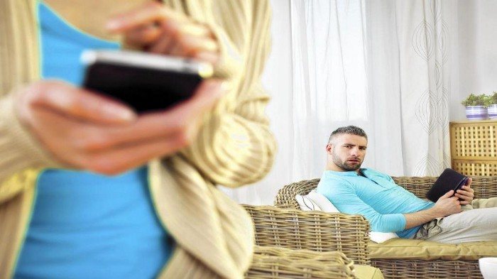 Sadap HP istri selingkuh tanpa pinjam hp